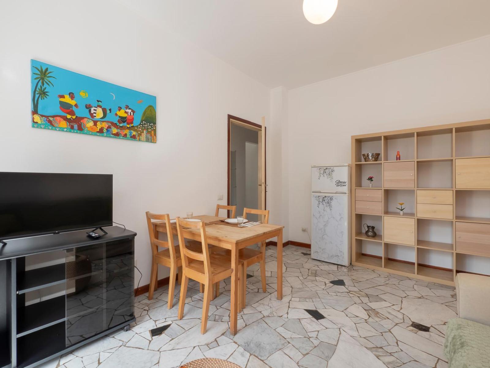 Xenia - Spacious Two-room In The Flower District * Mailand